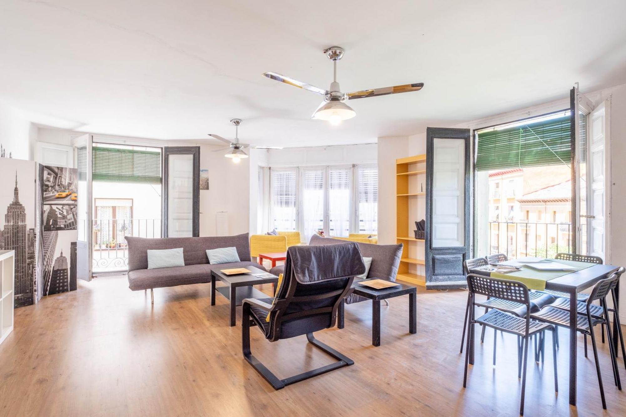 Apartamentos Coso 사라고사 외부 사진